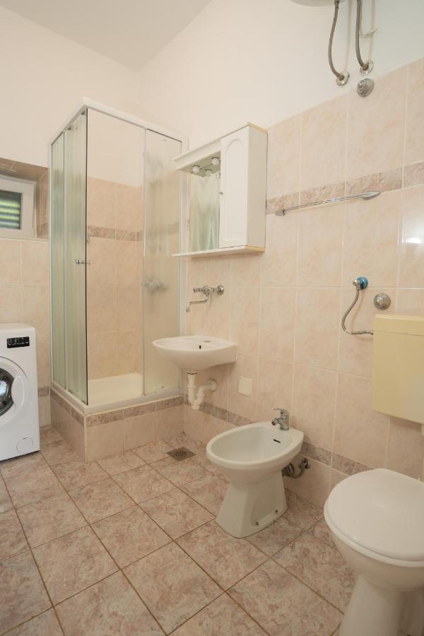 Kuca Za Odmor Denona Appartement Borovići Buitenkant foto
